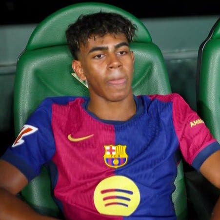 (PHOTOS) Image of Devastated Lamine Yamal Goes Viral | beIN SPORTS